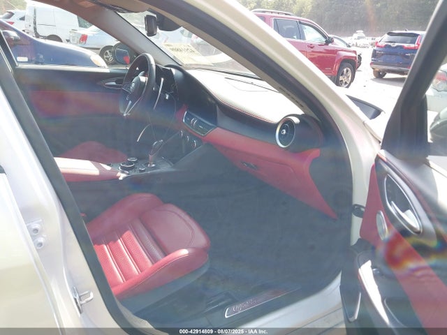 Alfa Romeo 2019 2019 ZARFANBN2K7603755 Image 5