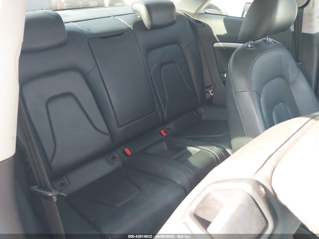 2010 AUDI A5 WAURFAFR2AA023256 Photo 7
