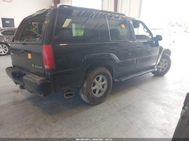1999 CADILLAC ESCALADE 1GYEK13R0XR402682 Photo 3