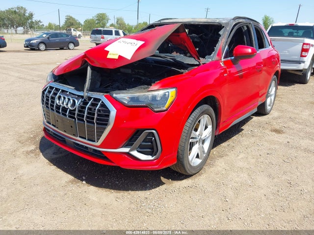 2020 AUDI Q3 WA1DECF39L1083703 Photo 1