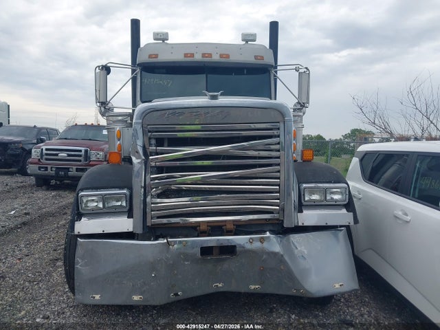 2003 Freightliner Conventional Fld132 Xl Classic მანქანა იყიდება აუქციონზე, vin: 1FUJAPCG53DK78594, აუქციონის ნომერი: 42915247