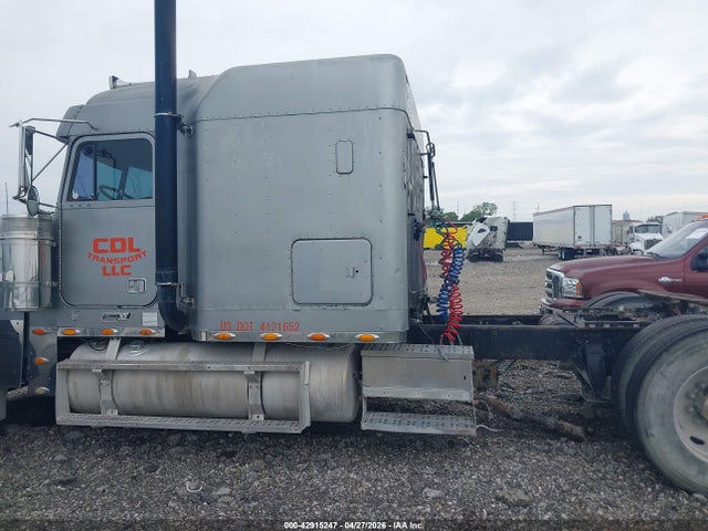 2003 Freightliner Conventional Fld132 Xl Classic მანქანა იყიდება აუქციონზე, vin: 1FUJAPCG53DK78594, აუქციონის ნომერი: 42915247