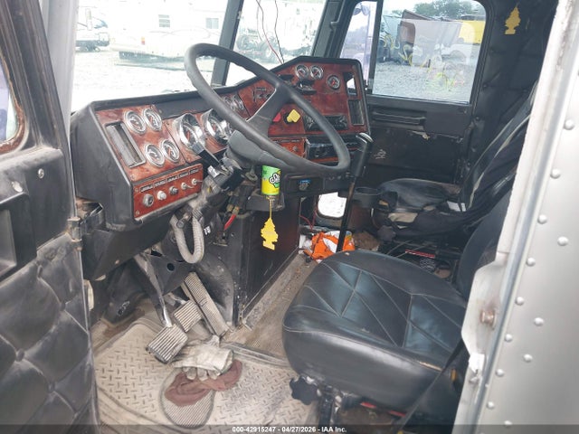 2003 Freightliner Conventional Fld132 Xl Classic მანქანა იყიდება აუქციონზე, vin: 1FUJAPCG53DK78594, აუქციონის ნომერი: 42915247