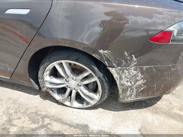 2013 TESLA MODEL S 5YJSA1BG3DFP09731 Photo 5