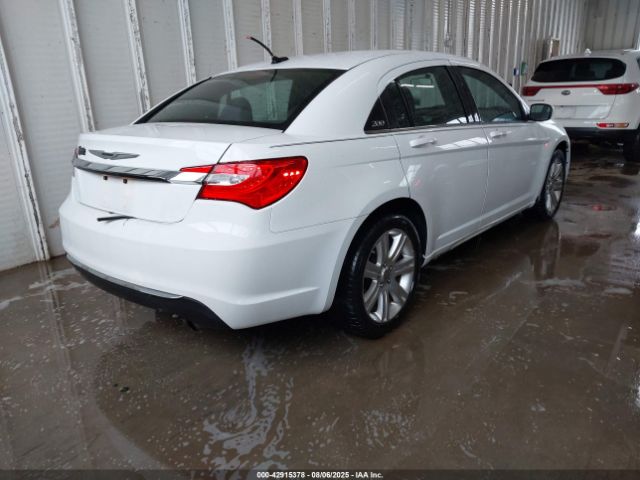 2013 CHRYSLER 200 1C3CCBBB3DN597219 Photo 3