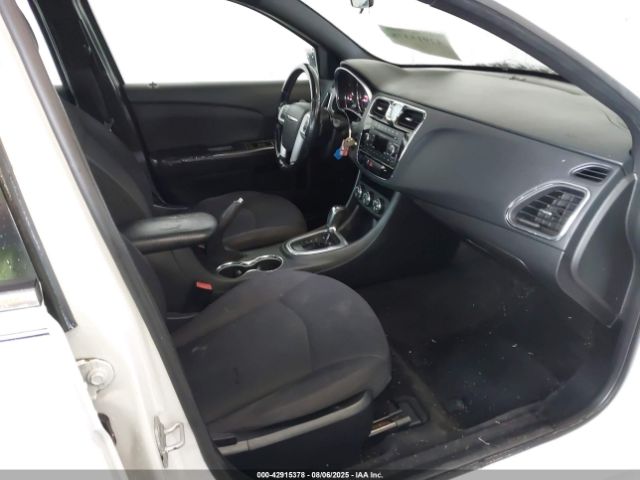 2013 CHRYSLER 200 1C3CCBBB3DN597219 Photo 4