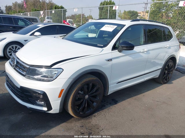 Volkswagen Tiguan 2021 3VV2B7AX5MM098986 Image 2