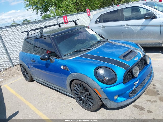2011 MINI COOPER S WMWSV3C59BTY24273 Photo 0
