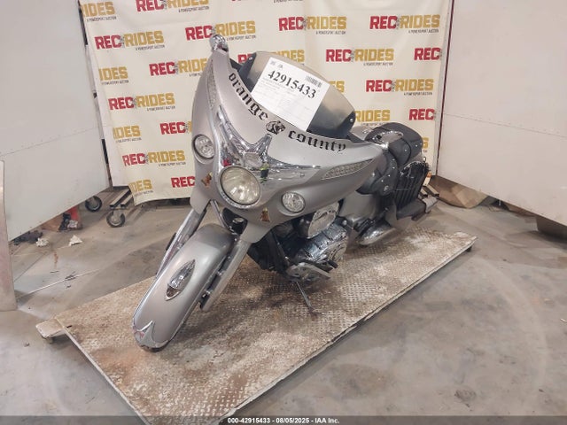 2016 INDIAN MOTORCYCLE CO. CHIEFTAIN 56KTCAAAXG3333892 Photo 1