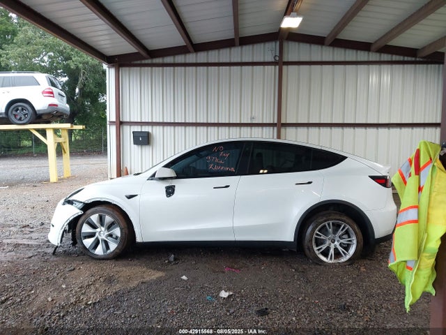 Tesla 2023 2023 7SAYGDEE8PA077608 Image 14