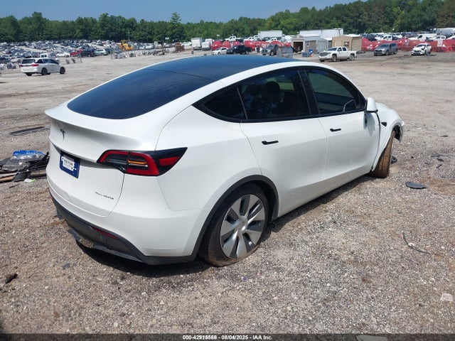 2023 TESLA MODEL Y 7SAYGDEE8PA077608 Photo 3