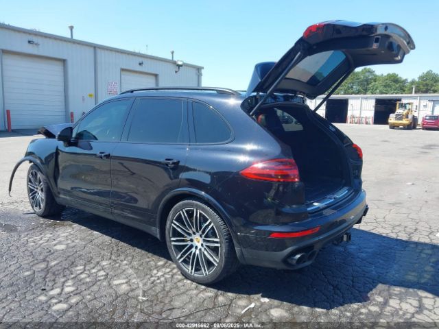 2016 PORSCHE CAYENNE WP1AC2A23GLA86659 Photo 2
