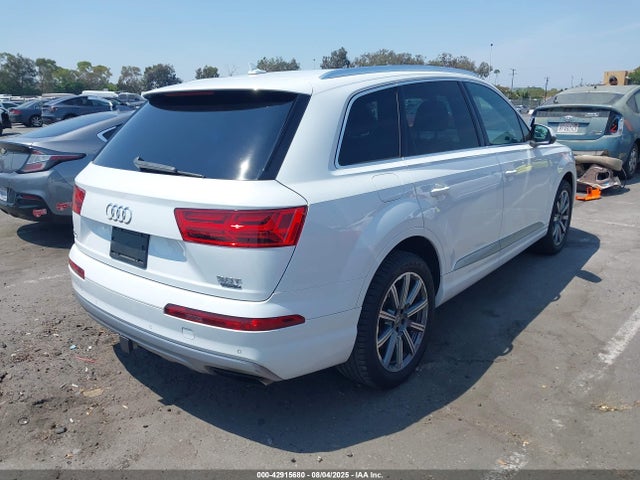 2018 AUDI Q7 WA1LAAF71JD023070 Photo 3