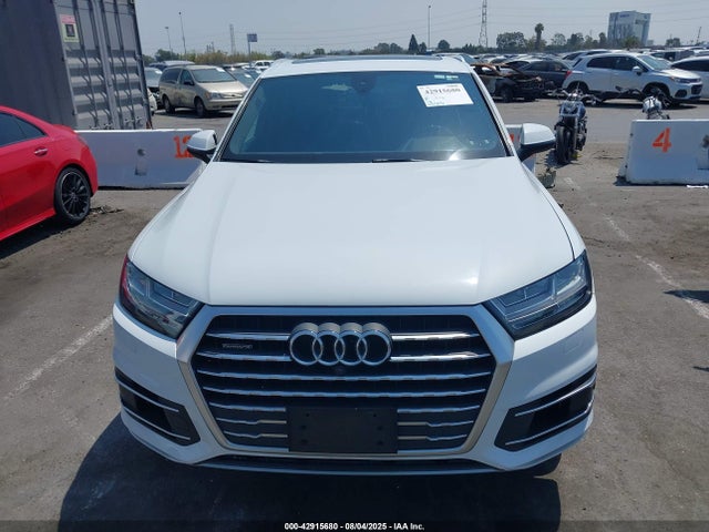 2018 AUDI Q7 WA1LAAF71JD023070 Photo 5