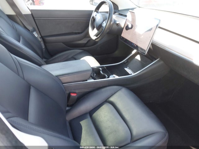 2018 TESLA MODEL 3 5YJ3E1EA7JF043369 Photo 4