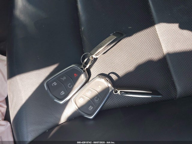 2021 CADILLAC XT4 1GYFZER47MF083085 Photo 10