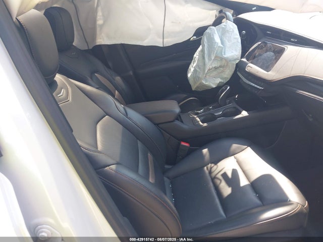 2021 CADILLAC XT4 1GYFZER47MF083085 Photo 4
