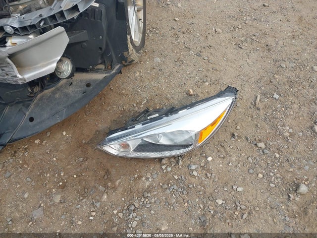 Ford 2.0l gdi 2017 1FADP3F25HL345127 Image 12