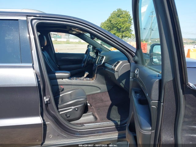 1C4RJFBG8GC338305 Jeep Grand Cherokee