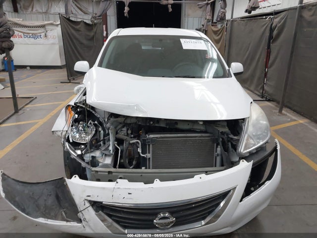 3N1CN7AP1EL834956 Nissan 2014