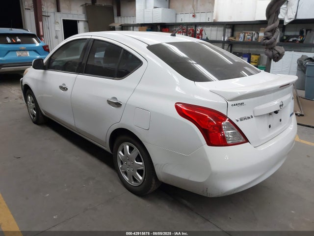 3N1CN7AP1EL834956 Nissan 2014