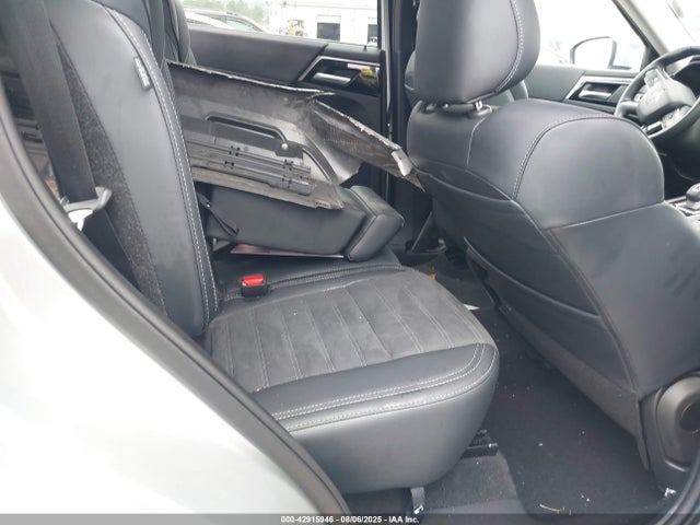 Mitsubishi 2024 2024 JA4J3VA80RZ086233 Image 8