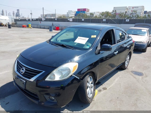 3N1CN7AP3EL830827 Nissan 2014