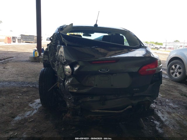 Ford 2.0l gdi 2017 1FADP3H22HL290259 Image 16