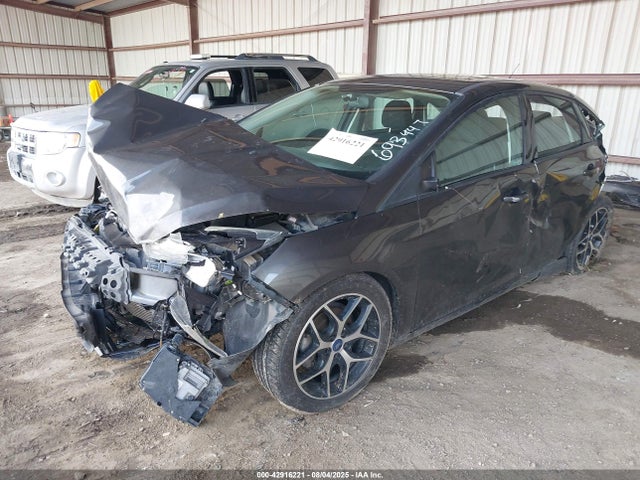 Ford 2.0l gdi 2017 1FADP3H22HL290259 Image 2