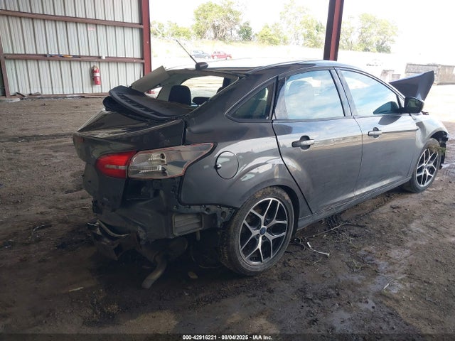 Ford 2.0l gdi 2017 1FADP3H22HL290259 Image 4