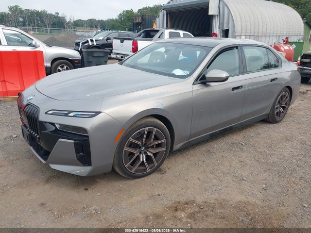 2024 BMW 760 WBA33EJ02RCS46010 Photo 1