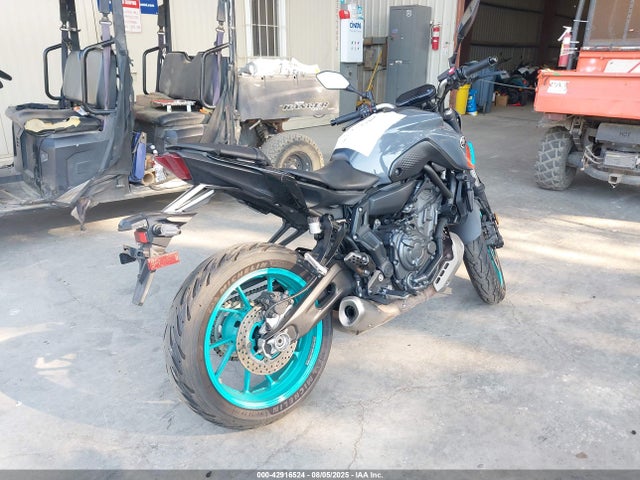 JYARM32Y3NA000975 Yamaha Mtn690 (mt-07)