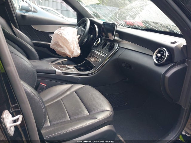 2018 MERCEDES-BENZ C 300 55SWF4KB7JU281634 Photo 4