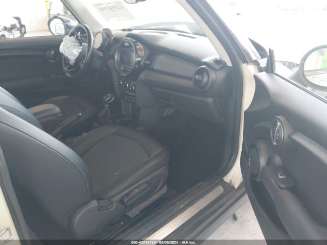 2017 MINI HARDTOP WMWXP5C30H2F61392 Photo 4