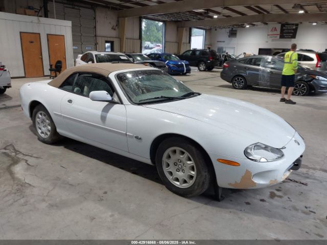 1998 JAGUAR XK8 SAJGX2246WC024074