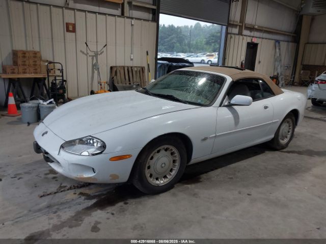 1998 JAGUAR XK8 SAJGX2246WC024074 Photo 1
