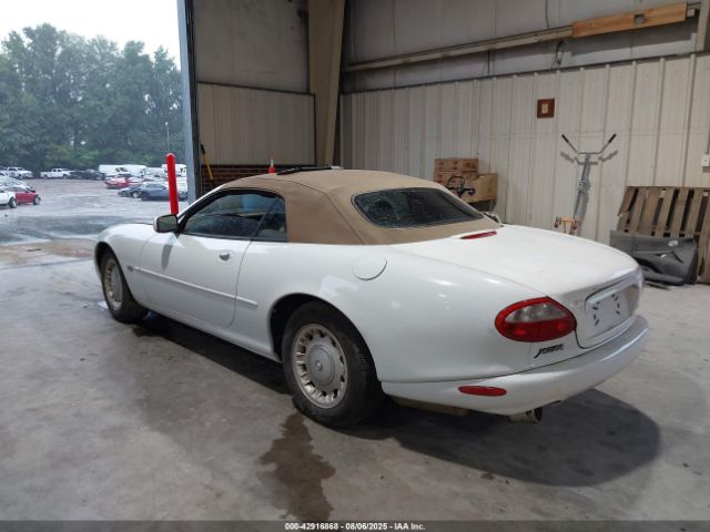 1998 JAGUAR XK8 SAJGX2246WC024074 Photo 2