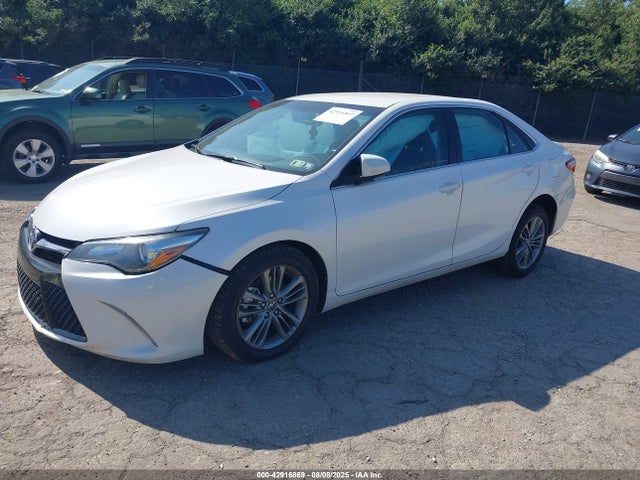 Toyota 2ar-fe 2017 4T1BF1FK2HU327702 Image 2