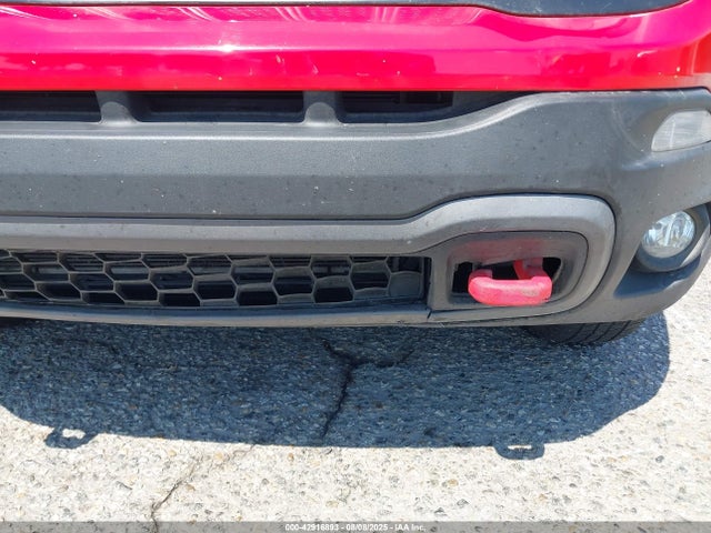 ZACNJDC11NPN81943 Jeep Renegade