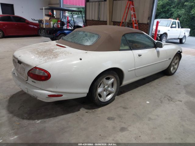 1999 JAGUAR XK8 SAJGX2043XC031651 Photo 3