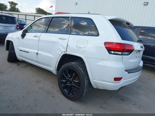 42916977 :رقم المزاد ، 1C4RJEAG3JC479978 vin ، 2018 Jeep Grand Cherokee Altitude 4x2 مزاد بيع