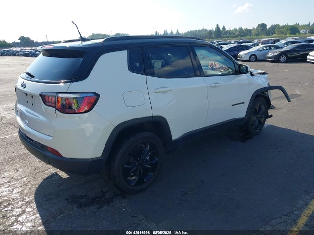 3C4NJDBB6JT492644 Jeep Compass