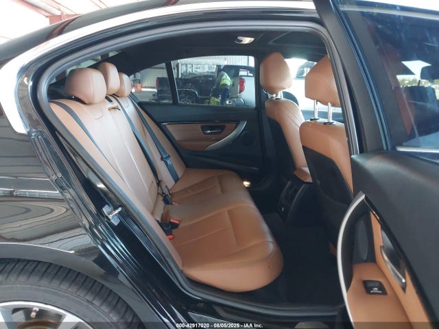 WBA8E9C50GK603882 BMW 328I
