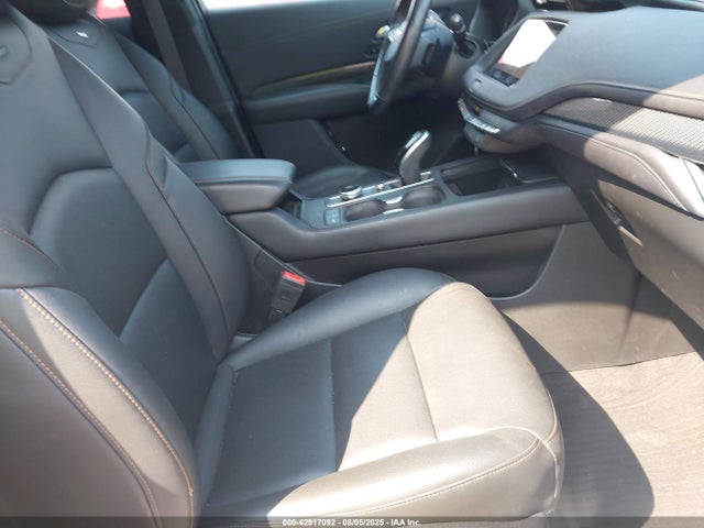2020 CADILLAC XT4 1GYFZFR49LF011955 Photo 4