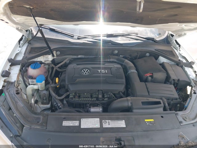 Volkswagen 1.8 tsi 2017 1VWCT7A32HC016388 Image 10