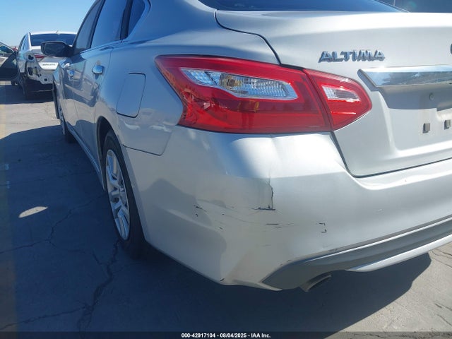 1N4AL3APXGN335780 Nissan 2016