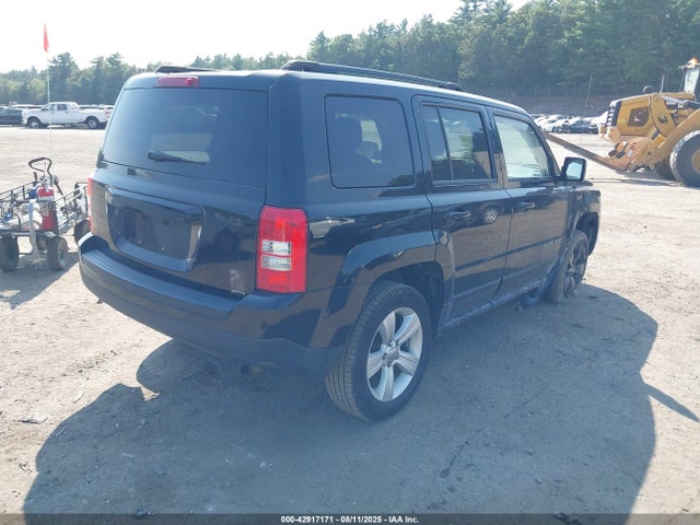 1C4NJRFB8FD425192 Jeep 2015