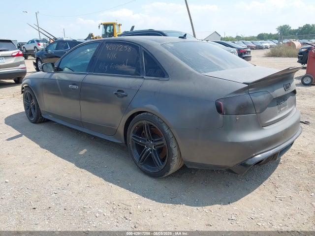 2012 AUDI S4 WAUKGAFL7CA116089 Photo 2
