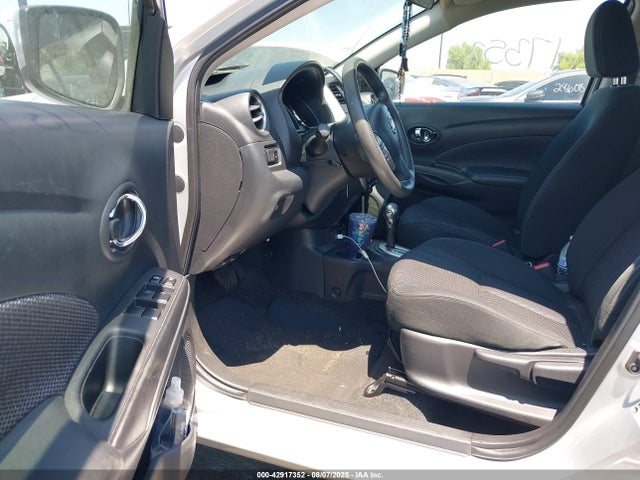 3N1CN7AP4HK440068 Nissan Versa
