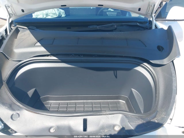 2022 TESLA MODEL Y 7SAYGDEF8NF484482 Photo 9